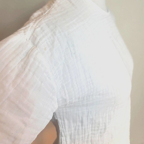 REVOLVE x DAVID LERNER SIMONE OVERLAP CROP TEE CROPPED CREWNECK PACK KEYHO… - Picture 7 of 10